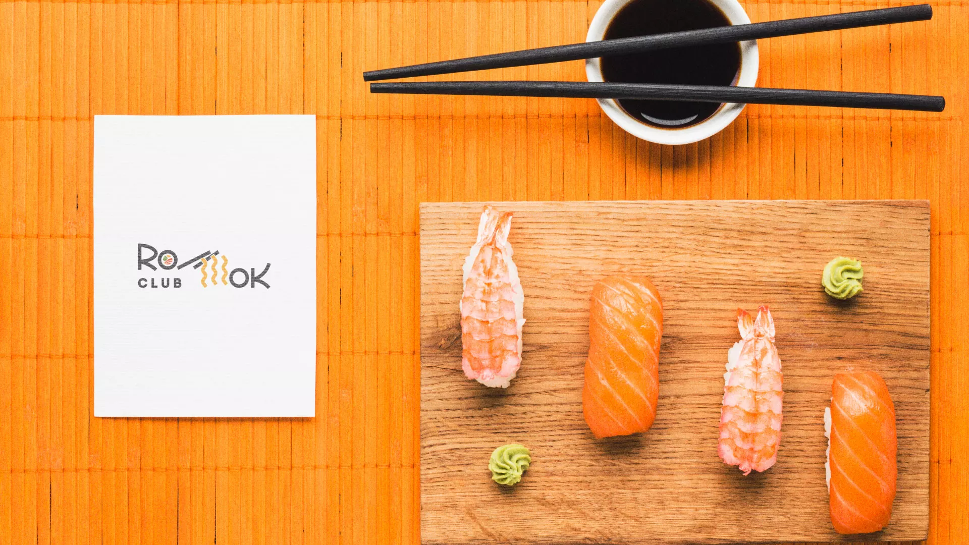 Создание логотипа суши-бара «Roll Wok Club» в Карабулаке