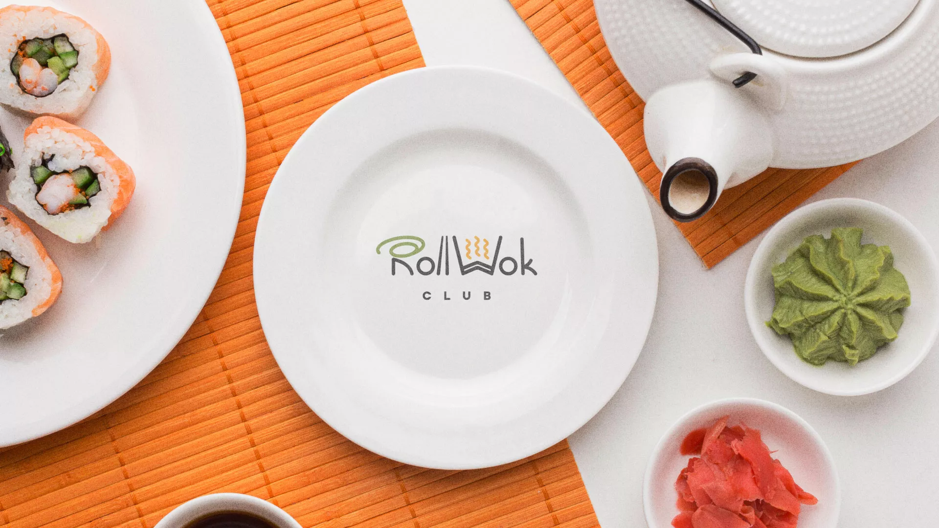 Разработка логотипа и фирменного стиля в Карабулаке для суши-бара «Roll Wok Club» Разработка логотипа и фирменного стиля в Карабулаке для суши-бара «Roll Wok Club»